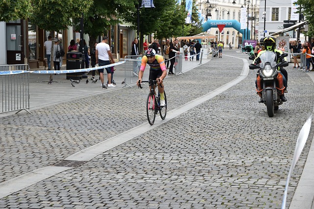 米切尔砍下 米切尔砍下